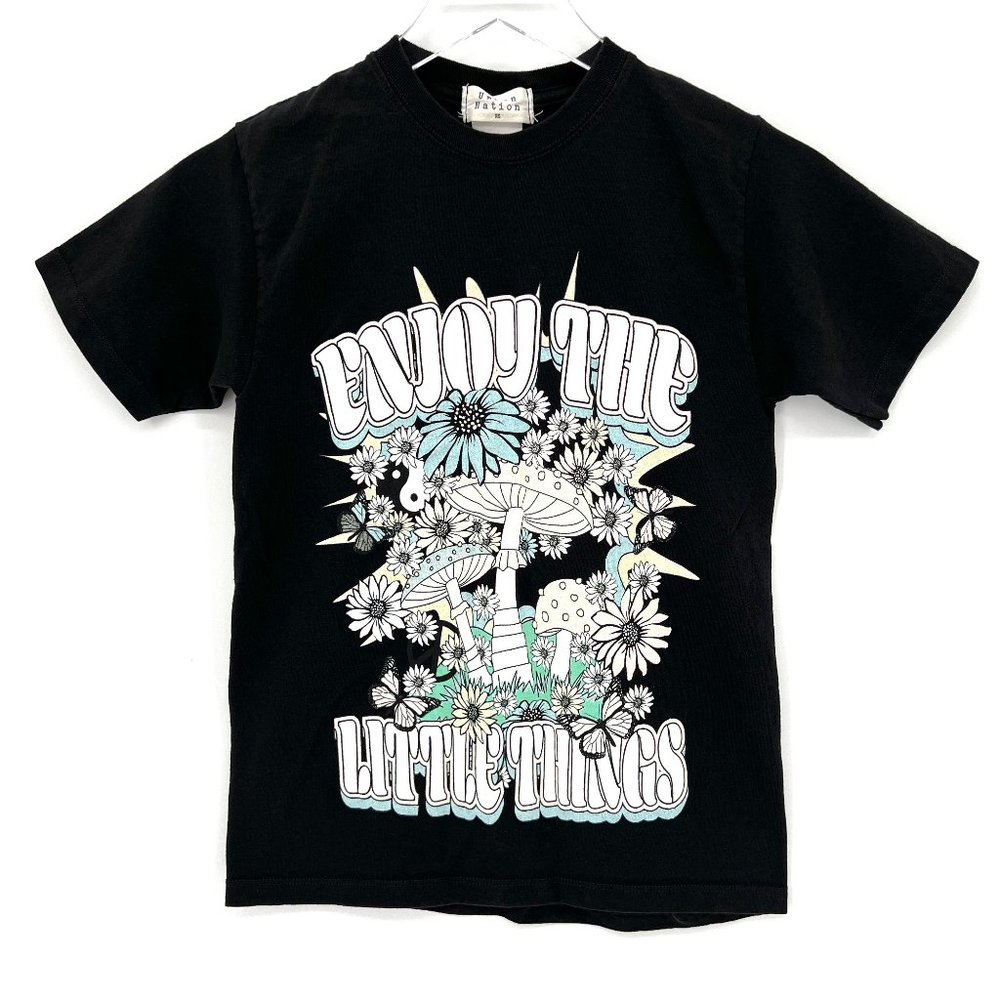 Urban Nation Enjoy The Little Things Flower Mushroom Graphic Tee Shirt Size XS